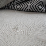 Luxurious Soft Sofa Cover, Stain-Resistant & Machine Washable Couch Protector, Form-Fitting Stretch Slipcover for Couches