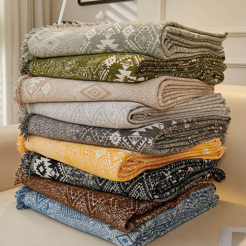 Couch Cover Sofa Cover with Tassel, Soft Chenille Boho Couch Covers Sofa Covers Washable Furniture Cover for Living Room  ﻿